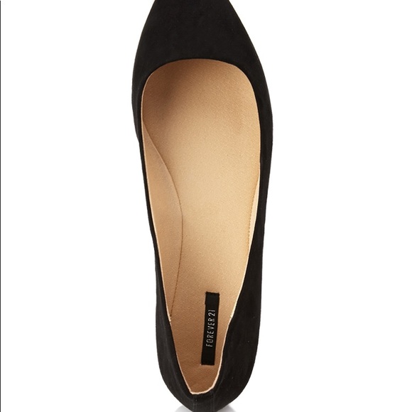 FOREVER 21  Pointed Toe Flats size 5.5 - Picture 2 of 5